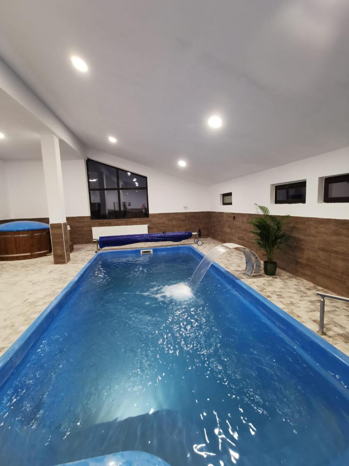 Cerbul Chalet Accommodation & Wellness Rîşnov Exterior foto